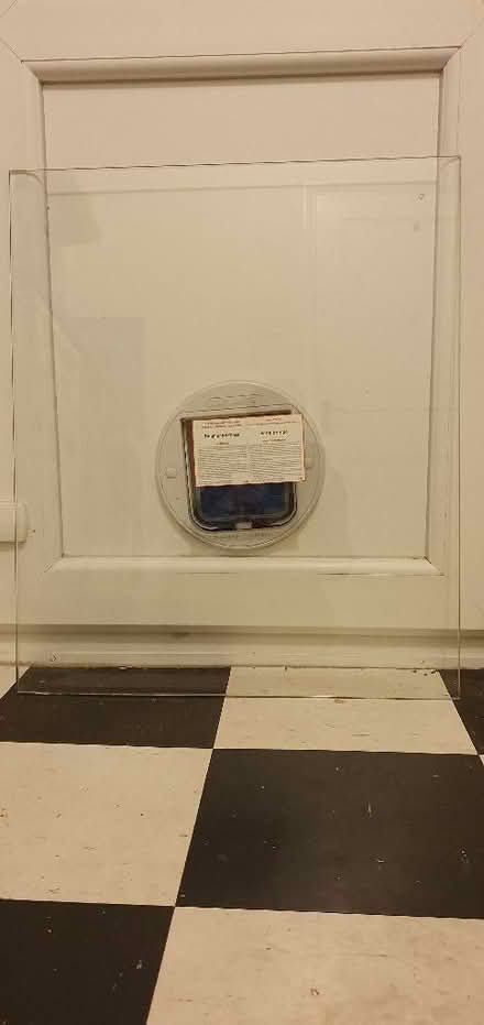 Photo of free Kitchen splashback. Clear glass (Hartington Road BN2) #1