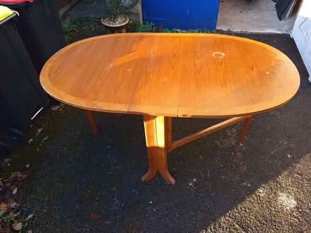 Photo of free Folding leaf dining table (Caton LA2) #2