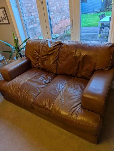 Photo of free Leather 2 seater free to good home. Must collect. (Littleover DE23) #2