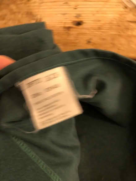 Photo of free 2 green waist aprons (Bromley BR1) #3