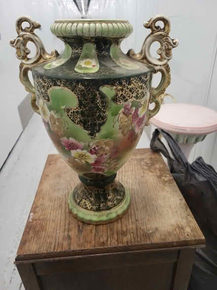 Photo of free Vase (L36) #1