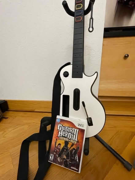 Photo of free Wii guitar hero (Serra Park) #1