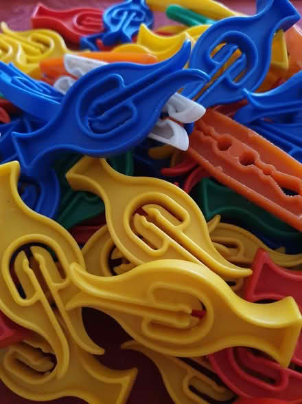 Photo of free Peg bag and pegs (Arnold NG5) #2