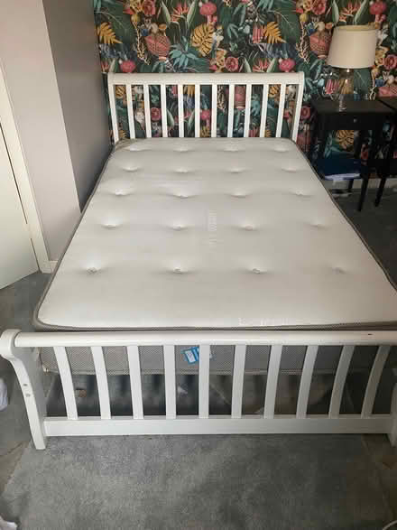 Photo of free Bed (Hawkwell SS5) #1