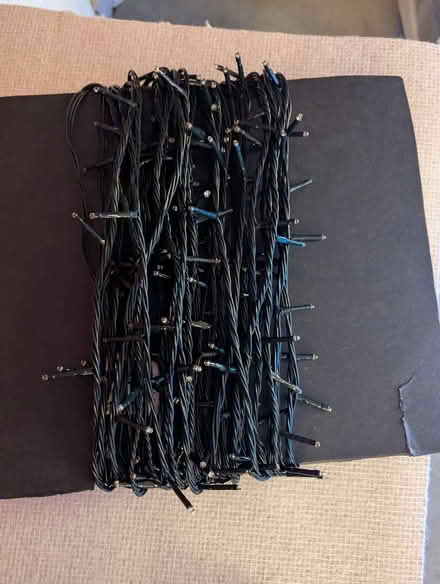 Photo of free LED Christmas Lights (need a fix) (Strawberry Hill TW1) #1