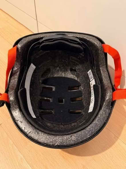 Photo of free Child's Verve Black Helmet Unused (Ashburton SE25) #3