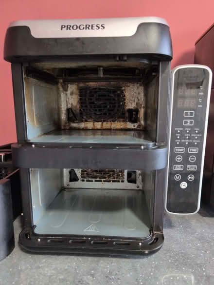 Photo of free Used Airfryer (Hyde SK14) #1