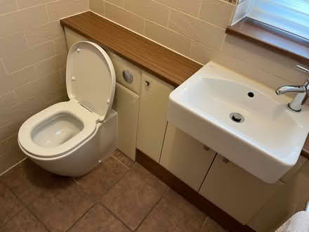 Photo of free Cloakroom Bathroom Suite (Chester CH3) #1