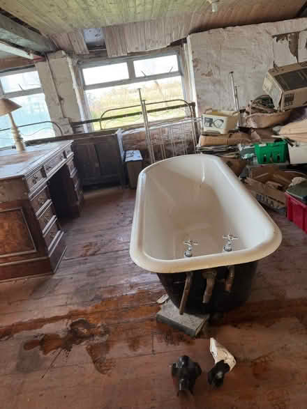 Photo of free Cast iron baths (Cumnor OX2) #1