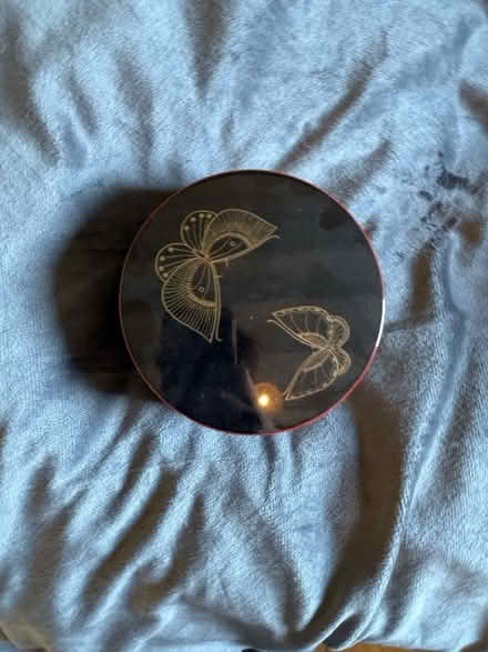 Photo of free Small plates (SE10 8DN) #1