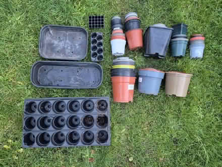Photo of free Plant pots (Sevenoaks) #1
