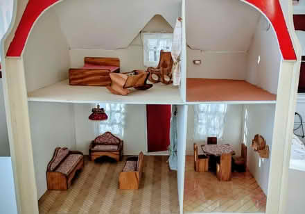 Photo of free Doll house (Falkirk FK1) #3