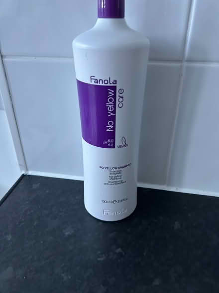 Photo of free Fenola purple shampoo, huge bottle (ware SG12) #1
