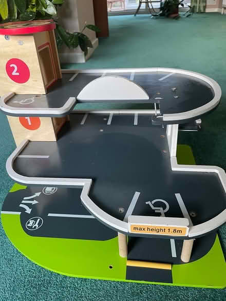 Photo of free Toy garage/carpark (Yarnton ox51nd) #2