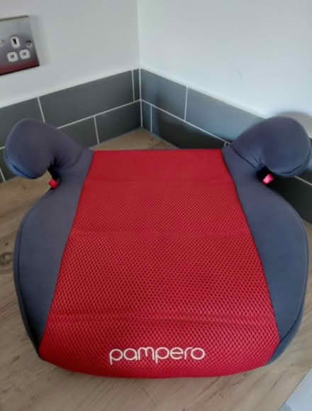 Photo of free Car booster seat (KT4 Worcester Park) #1