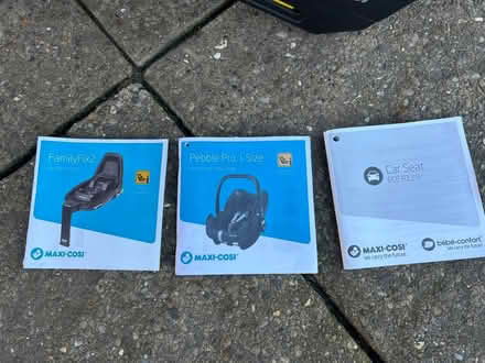 Photo of free Maxi cosi Pebble Pro & Isofix (L25) #2