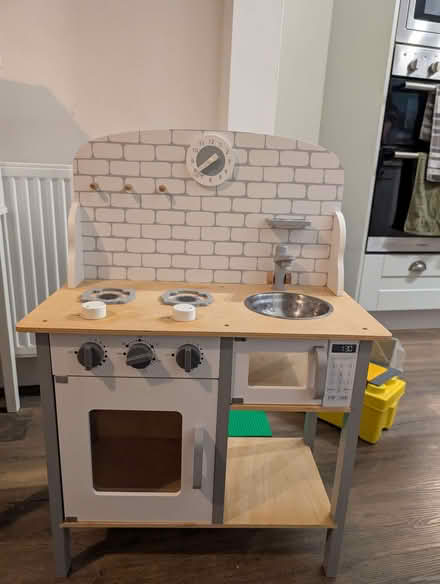 Photo of free Wooden play kitchen (Earlsdon CV5) #3