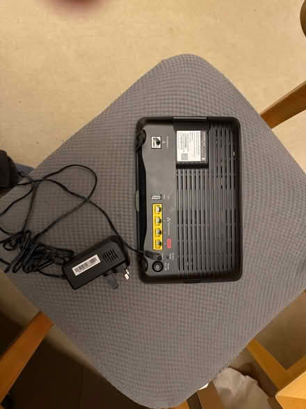 Photo of free ee smart hub reouter (Sandilands CR0) #3