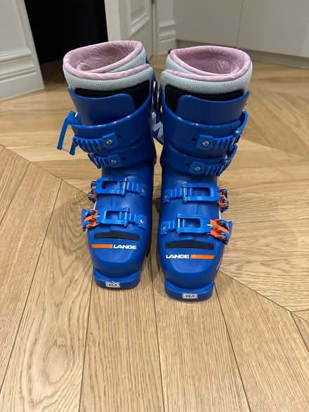 Photo of free Women’s ski boots (Chelsea Green SW3) #1