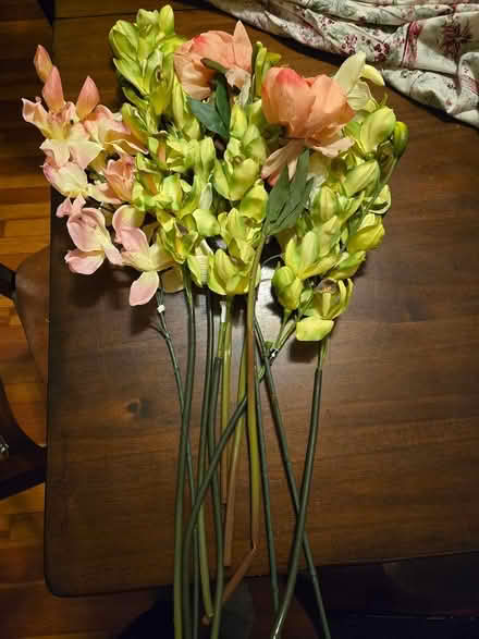 Photo of free Fake Spring Flowers (Ballard) #1