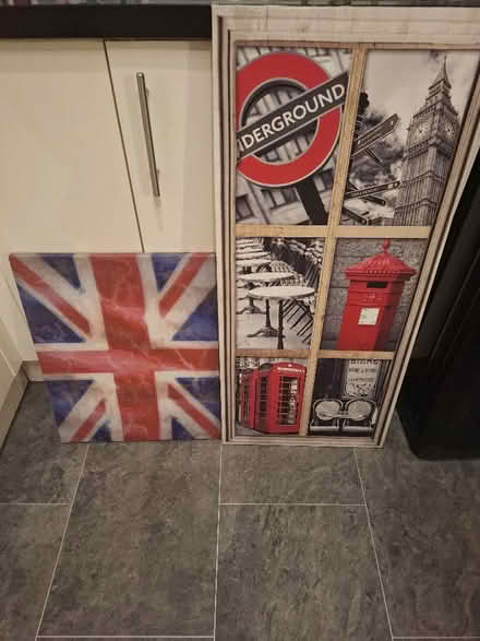 Photo of free 2 canvas prints (Bramley LS13) #1