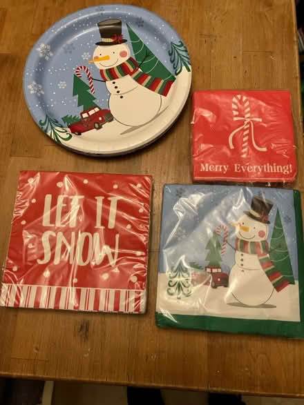 Photo of free Holiday paper goods (Ten Ten Rd) #1