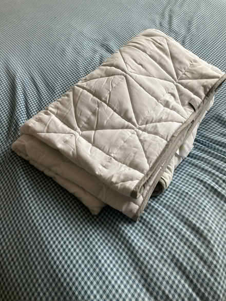 Photo of free Weighted blanket (Brentwood CM15) #1