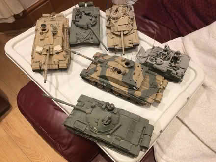 Photo of free 1/35 scale plastic model tanks. Already been assembled. (Tuebrook L4) #2