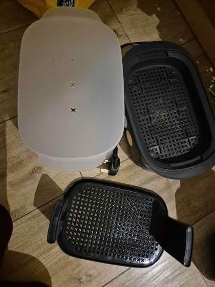 Photo of free Tommee Tippee perfect prep and bottle sterilizer (Battersea SW11) #4