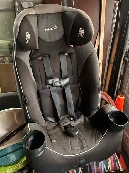 Photo of free Convertible car seats (Decatur area) #2