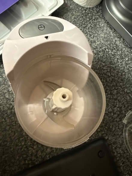 Photo of free Weighing Scales need batteries (N4 1HG) #2