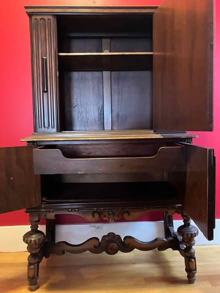 Photo of free 2 pieces of antique furniture (Porter Squares Cambridge.) #2