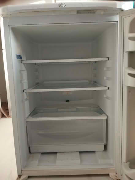 Photo of free Indesit fridge TL1 A (Hook KT9) #4