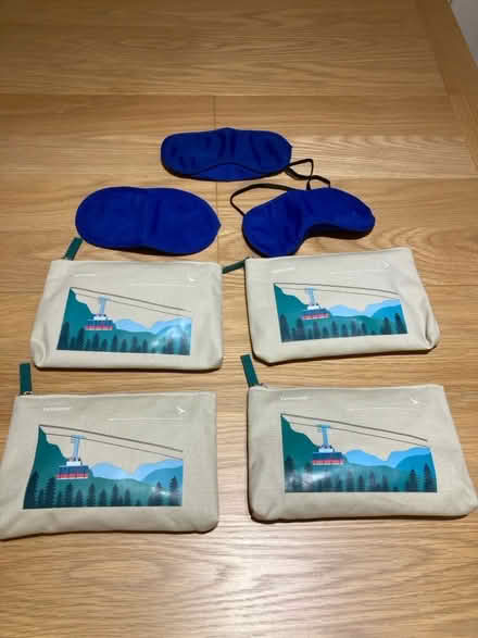 Photo of free Travel pouches (Deer Park OX28) #1