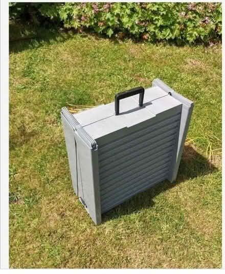 Photo of free Study plastic dog ramp for car (Mynd SY7) #1