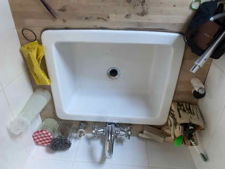 Photo of free Ceramic Sink (ME10) #1
