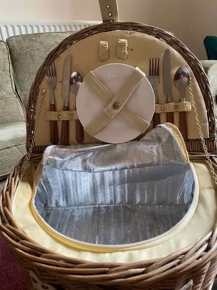 Photo of free Picnic basket for two (Carlisle CA1) #3