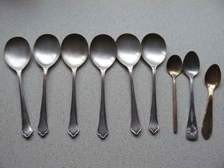 Photo of free 6 x vintage 1960s dessert spoons & 3 x tea spoons (Kempsey WR5) #1