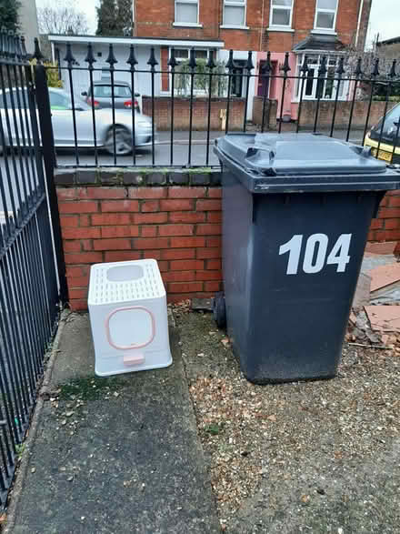 Photo of free Cat litter box (Carlton) #1