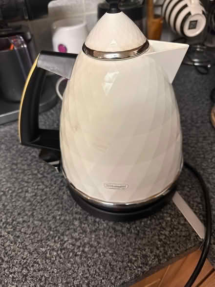 Photo of free Working kettle (N4 1HG) #1