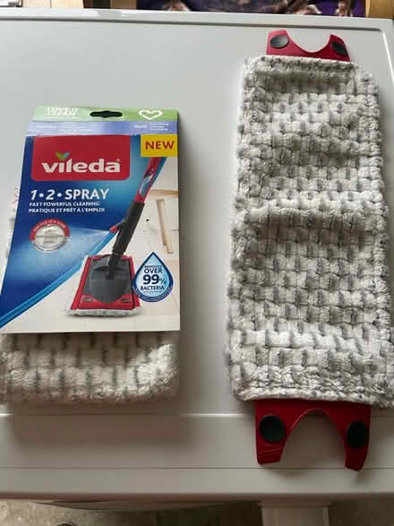 Photo of free Vileda mop 1-2 spray refills (Barnham) #1