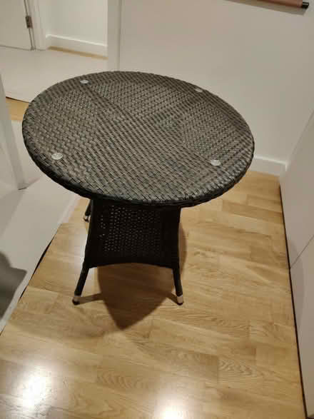 Photo of free Outside table (Marylebone W1U) #1