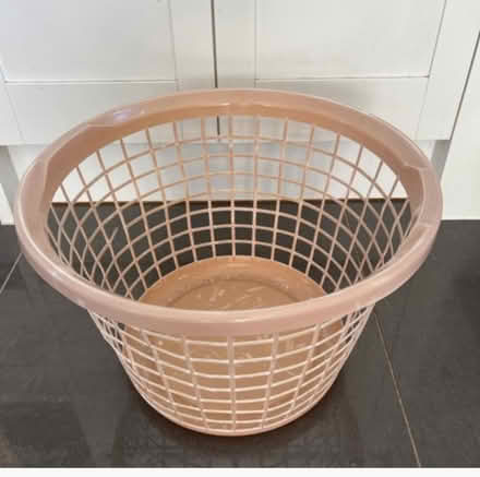 Photo of free Laundry basket (St Julians AL1) #1
