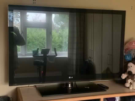 Photo of free 42 inch LG tv (Hoddesdon, EN11) #1
