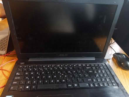 Photo of free Asus Laptop without hard disk (Harehills lane, LS9) #2