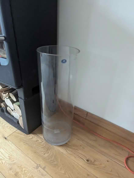 Photo of free Large glass vase, great condition (Wheatley OX33) #1
