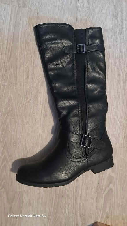 Photo of free Ladies Boots- New Size 7 (Foxwood YO24) #3