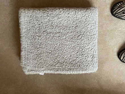 Photo of free Grey fleece (Avening GL8) #1