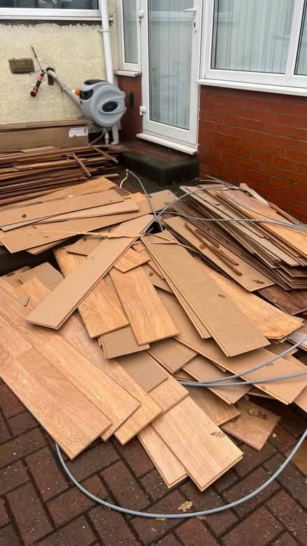 Photo of free Laminate (L359JE) #1