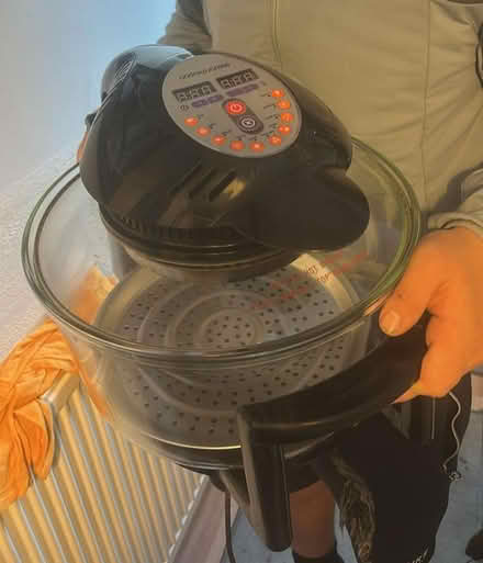 Photo of free Halogen oven cooker (Halfway S20) #1